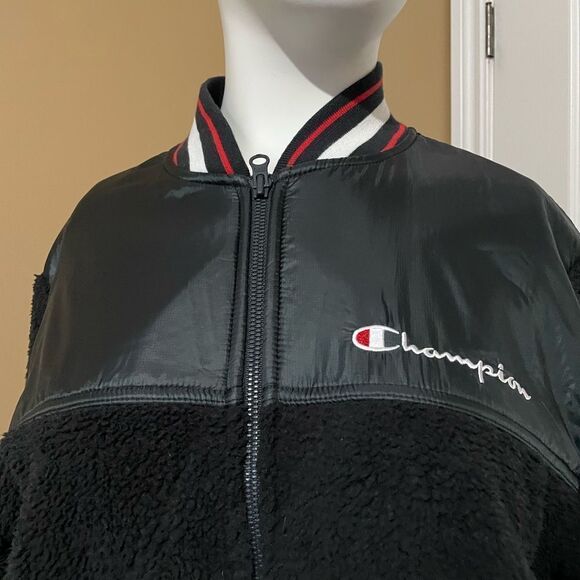 Champion Sherpa Jacket  - Picture 2 of 7